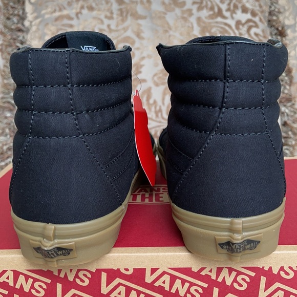 Vans Men’s Sk8-Hi Reissue Canvas Gum Black/Light Gum sneakers - Picture 14 of 16